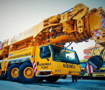 Liebherr LTM 1350 - 140 Metre